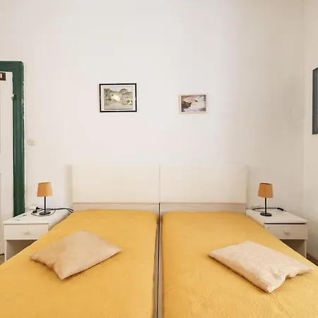 Poluotok Apartament *