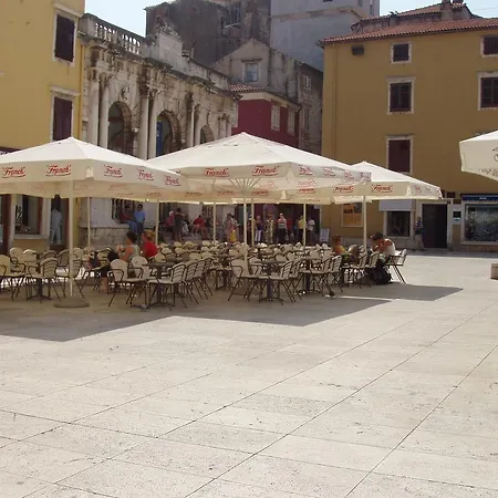 Apartament Poluotok