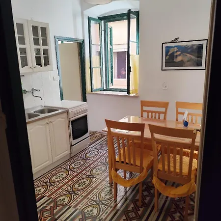 Apartment Poluotok *