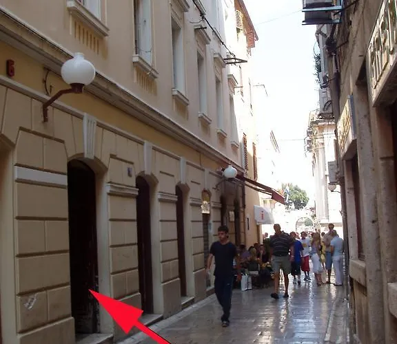 Poluotok Apartment *